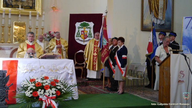 Msza święta w kościele pw. św. Jadwigi Śląskiej