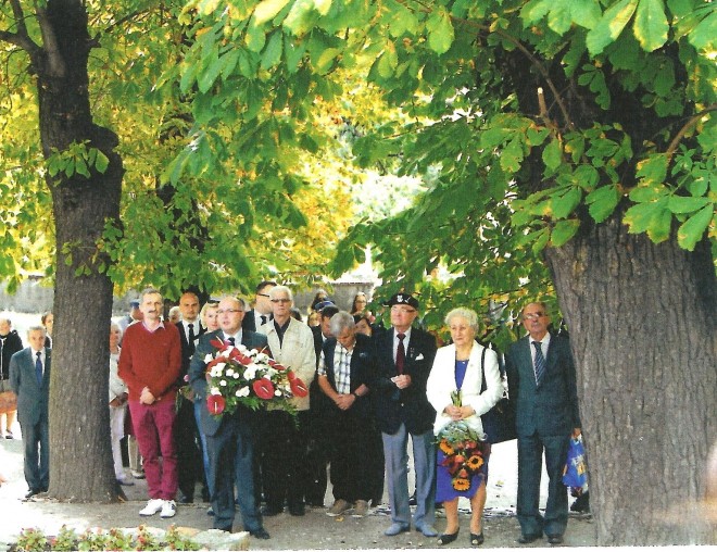 Złożenie kwiatów w Jaworze