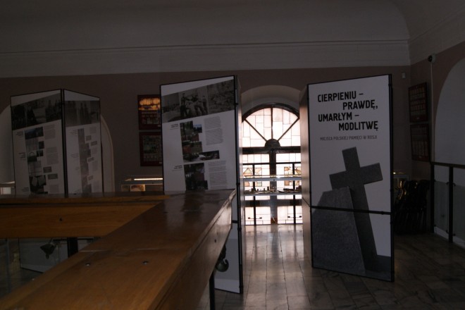 Wystawa „Cierpieniu – prawdę, umarłym – modlitwę”