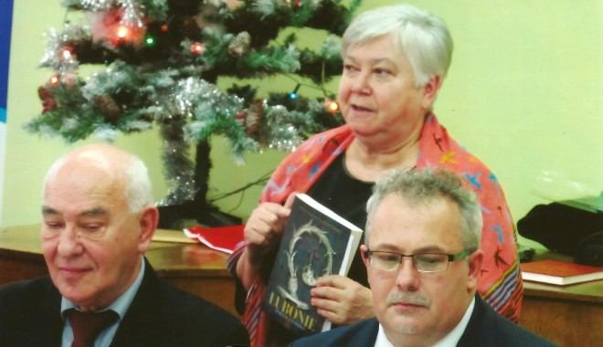 Pośrodku Krystyna Liminowicz