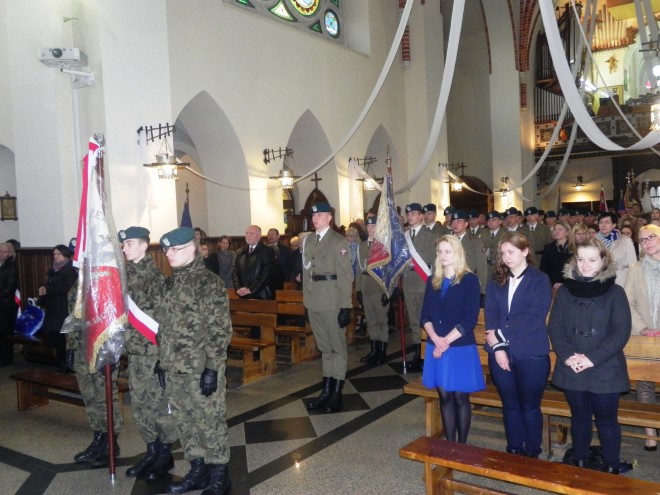 Msza święta w kościele Najświętszego Serca Pana Jezusa w Nowym Sączu