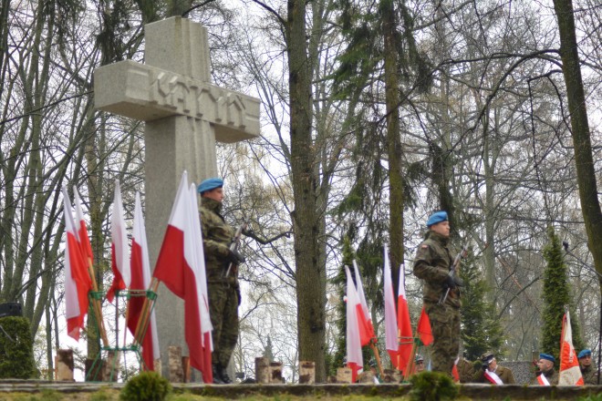 Uroczystości przy Krzyżu Katyńskim