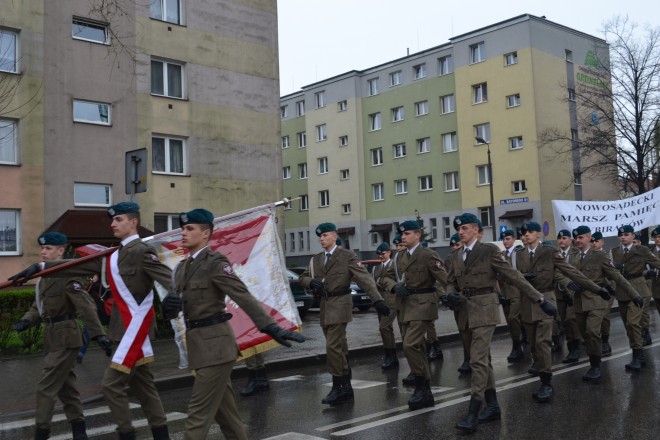 Przemarsz ulicami Nowego Sącza