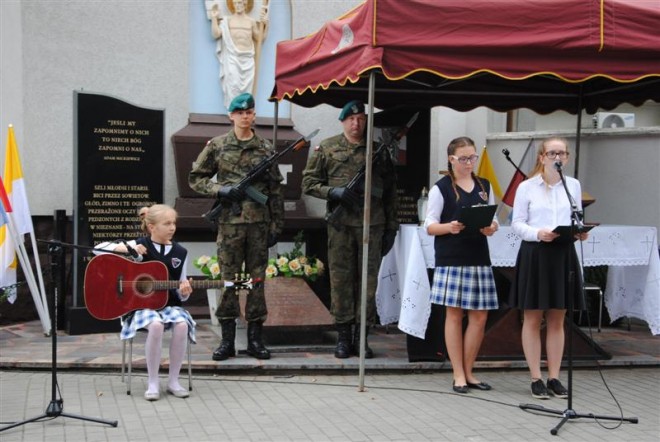Występ uczniów Gimnazjum nr 2 w Głogowie
