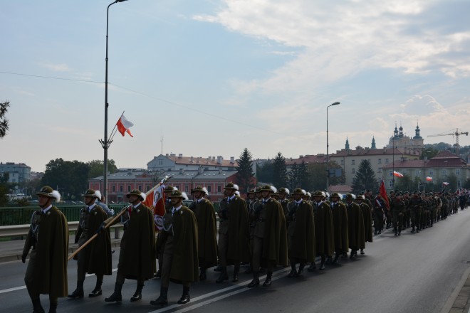 Przemarsz ulicami Przemyśla