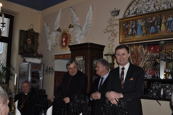 Ks. bp Wiesław Szlachetka, ks. Henryk Kilaczyński, przewodniczący Rady Miasta Bogdan Oleszek, wiceprezydent Piotr Grzelak 