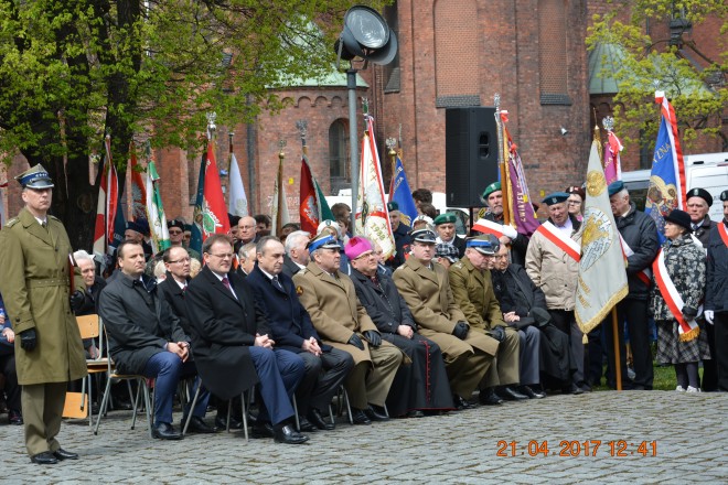 Uroczystości pod pomnikiem Zesłańcom Sybiru