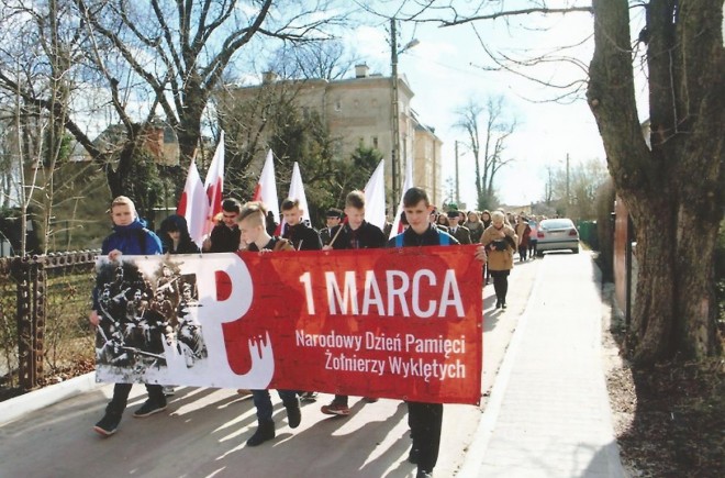 Marsz ulicami Legnickiego Pola