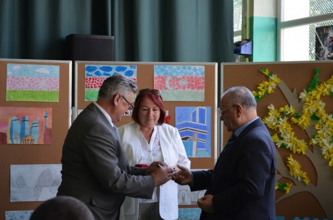 Odznaczenie ambasadora Hasana Hasanova